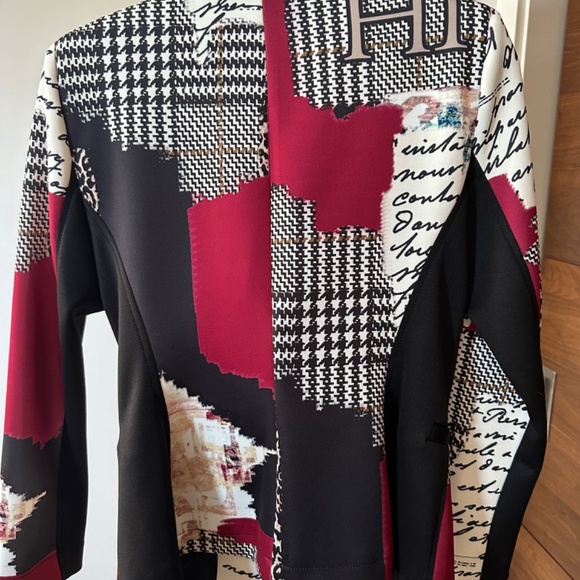 ITALIAN MADE BLAZER (M) SIZE 4-6 - Picture 5 of 6